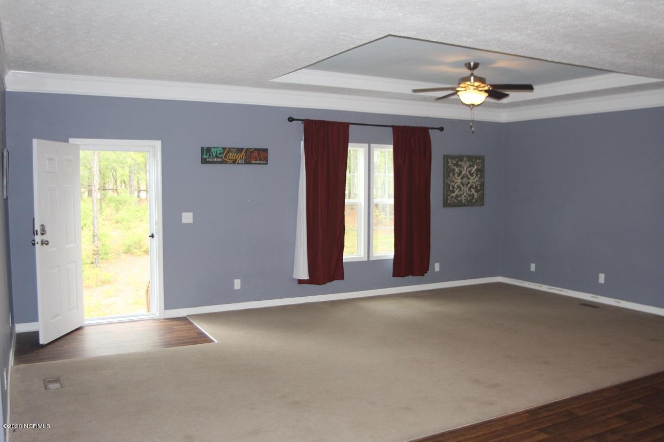2482 Norris Road Garland, NC 28441 - Photo 2 of 16 IMG_4644