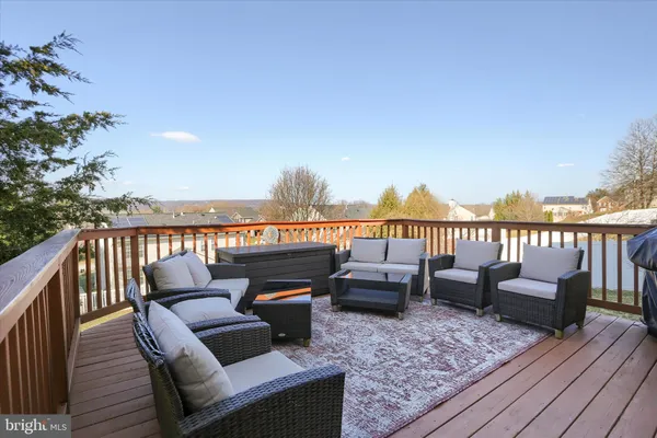$584,900 | 409 Wynwood Road, York, PA 17402