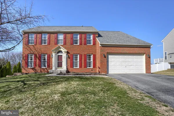 $584,900 | 409 Wynwood Road, York, PA 17402