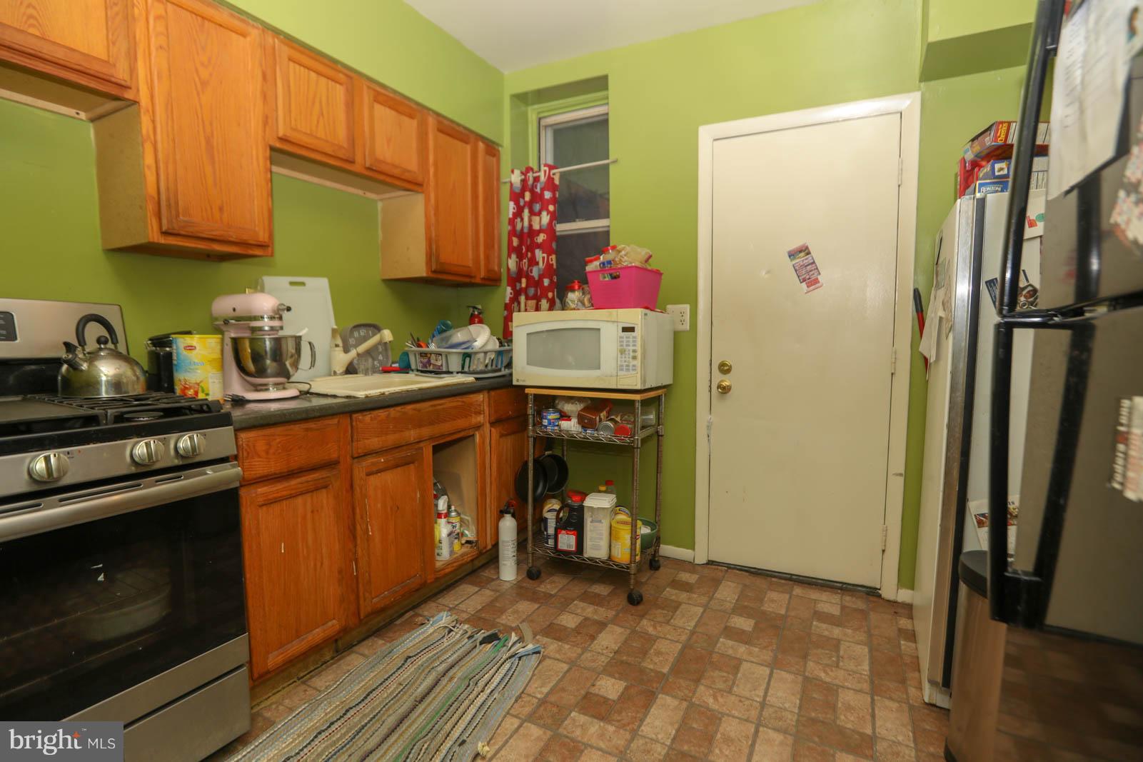 3118 Tasker Street Philadelphia, PA 19145 - Photo 8 of 25 Gallery Image 8