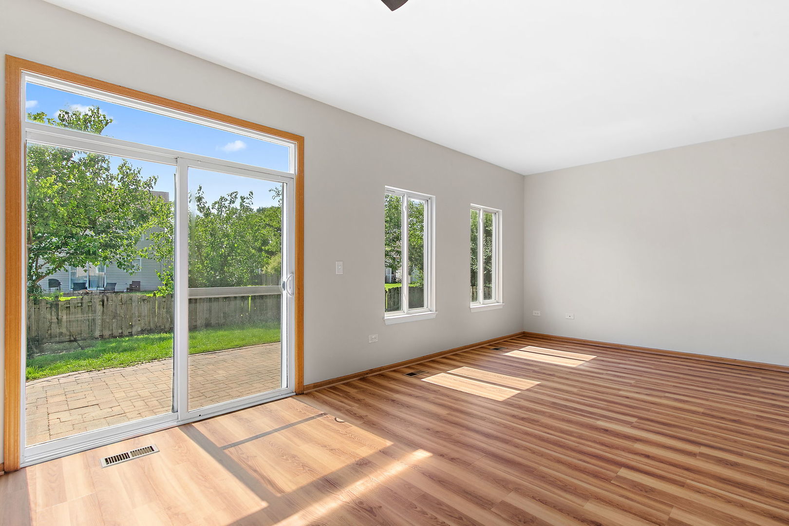 4320 Dillon Street Plano, IL 60545 - Photo 8 of 26