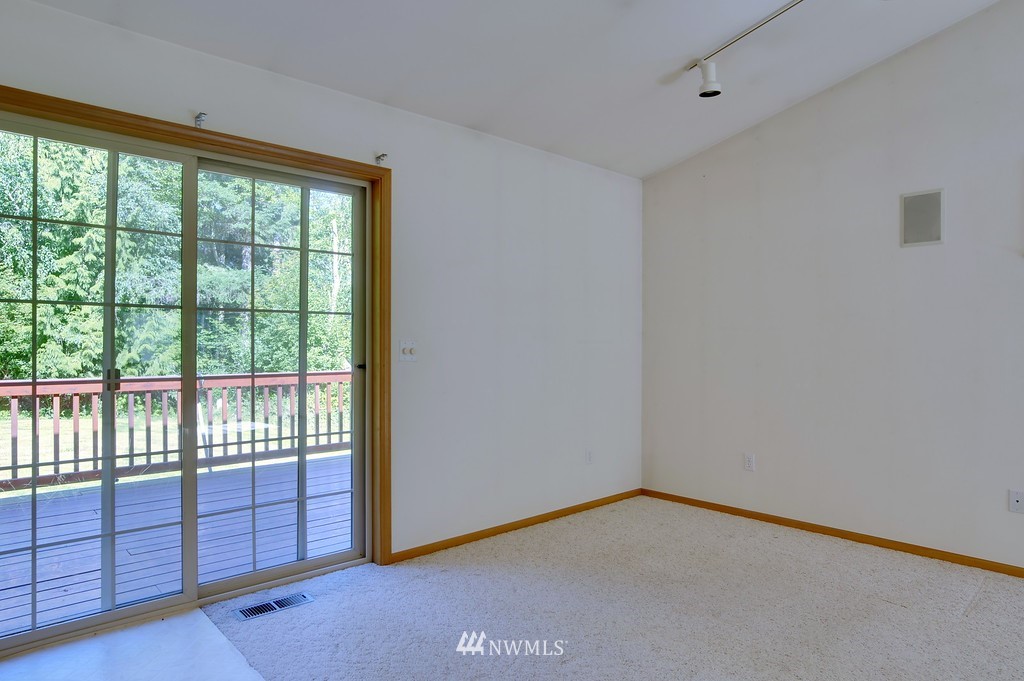 1372 Hunsicker Road Bellingham, WA 98226 - Photo 13 of 25 Gallery Image 13