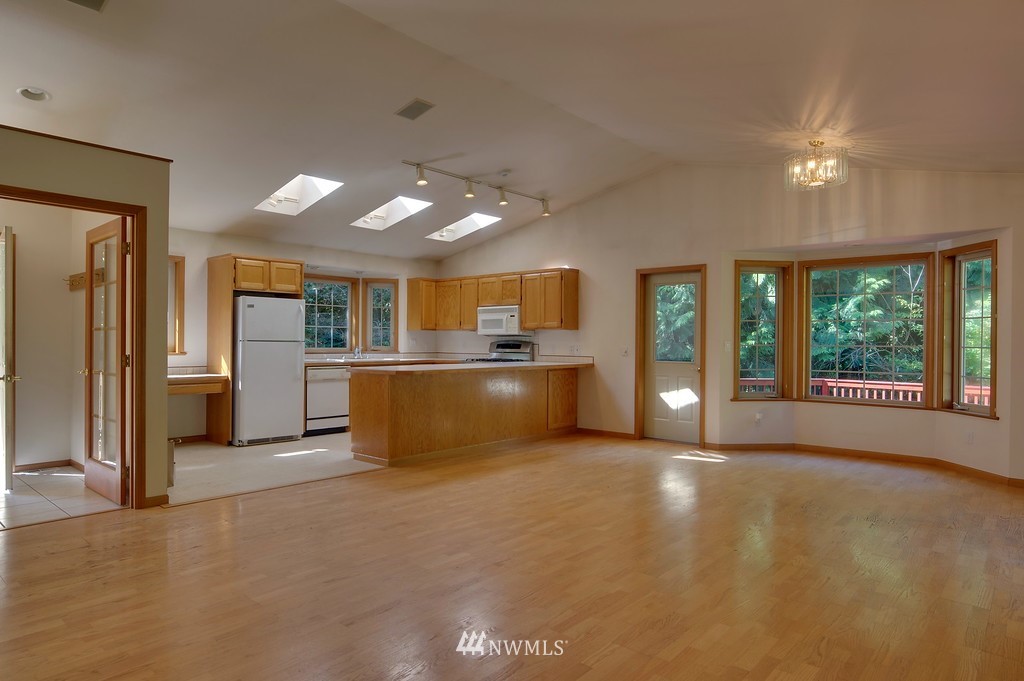 1372 Hunsicker Road Bellingham, WA 98226 - Photo 7 of 25 Gallery Image 7