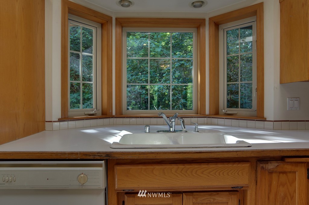 1372 Hunsicker Road Bellingham, WA 98226 - Photo 9 of 25 Gallery Image 9