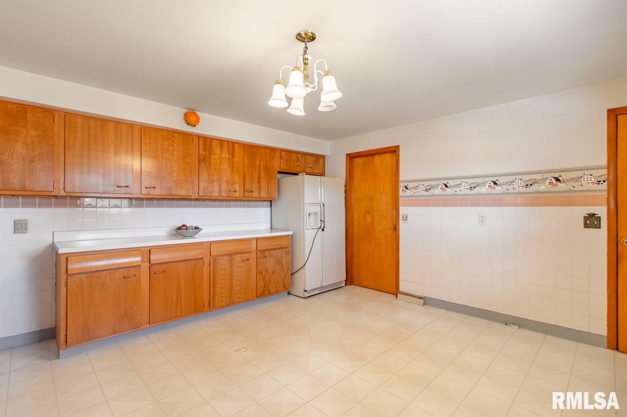 12797 Townline Road Green Valley, IL 61534 - Photo 19 of 36 Gallery Image 19