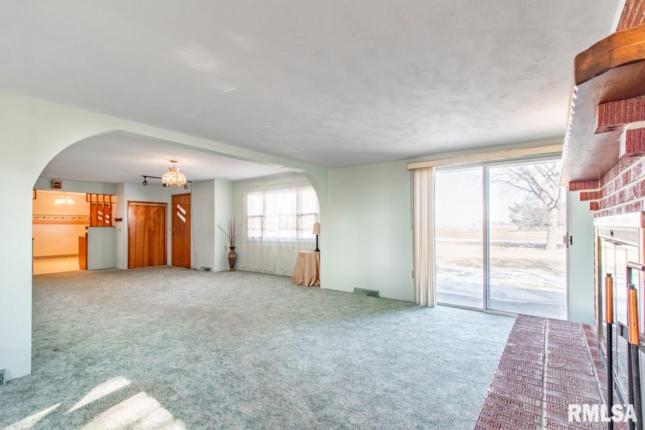 12797 Townline Road Green Valley, IL 61534 - Photo 10 of 36 Gallery Image 10