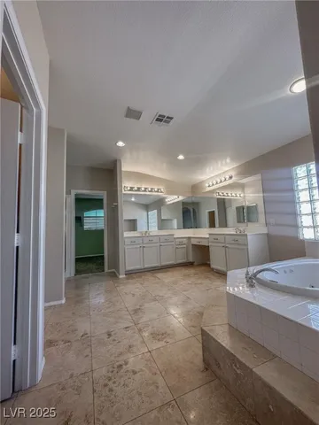 $3,195 | 1042 Painted Daisy Avenue, Henderson, NV 89014