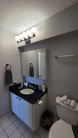 a picture of city view