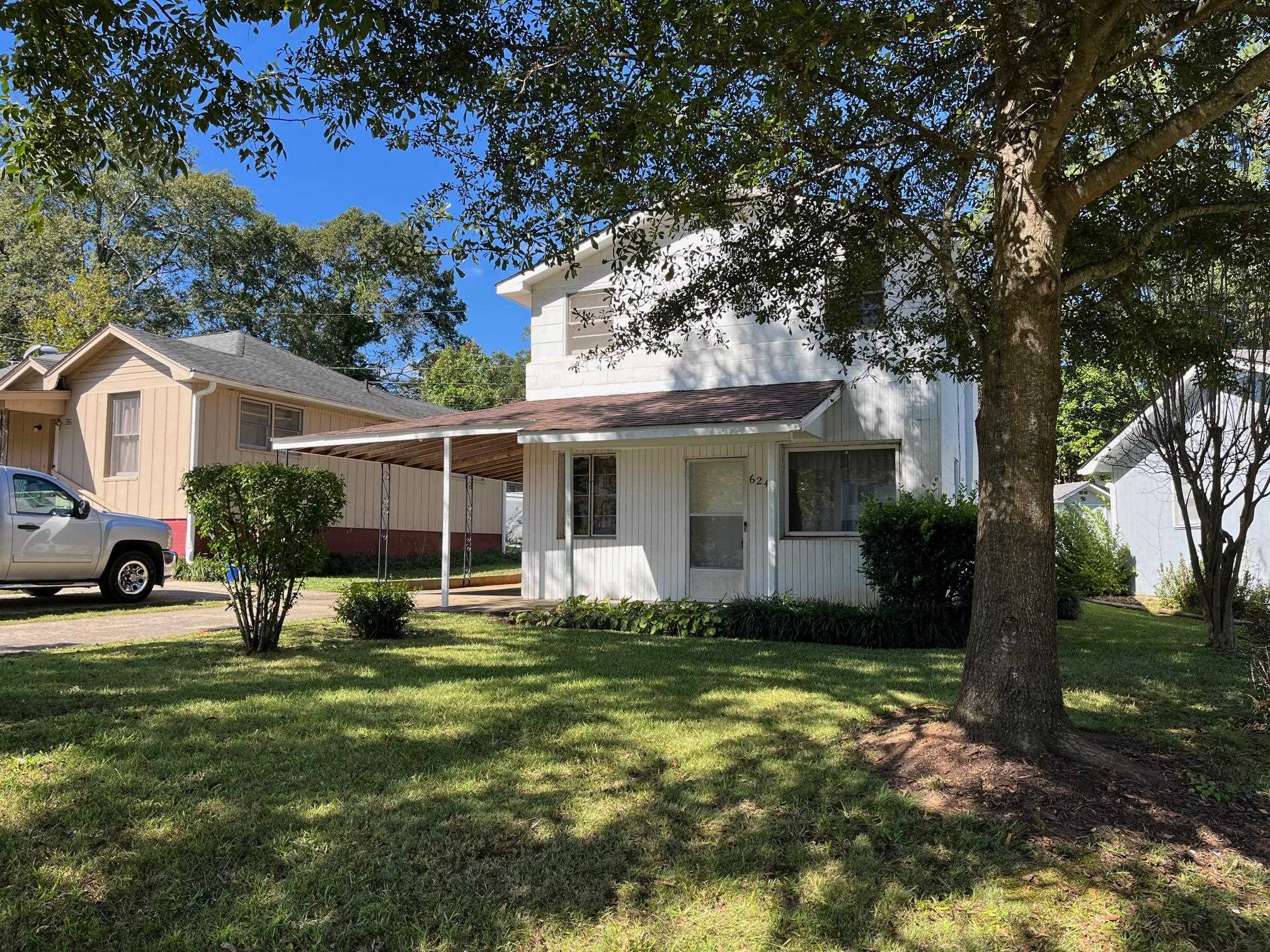 624 Old Whitney Road Spartanburg, SC 29303 - Photo 2 of 33