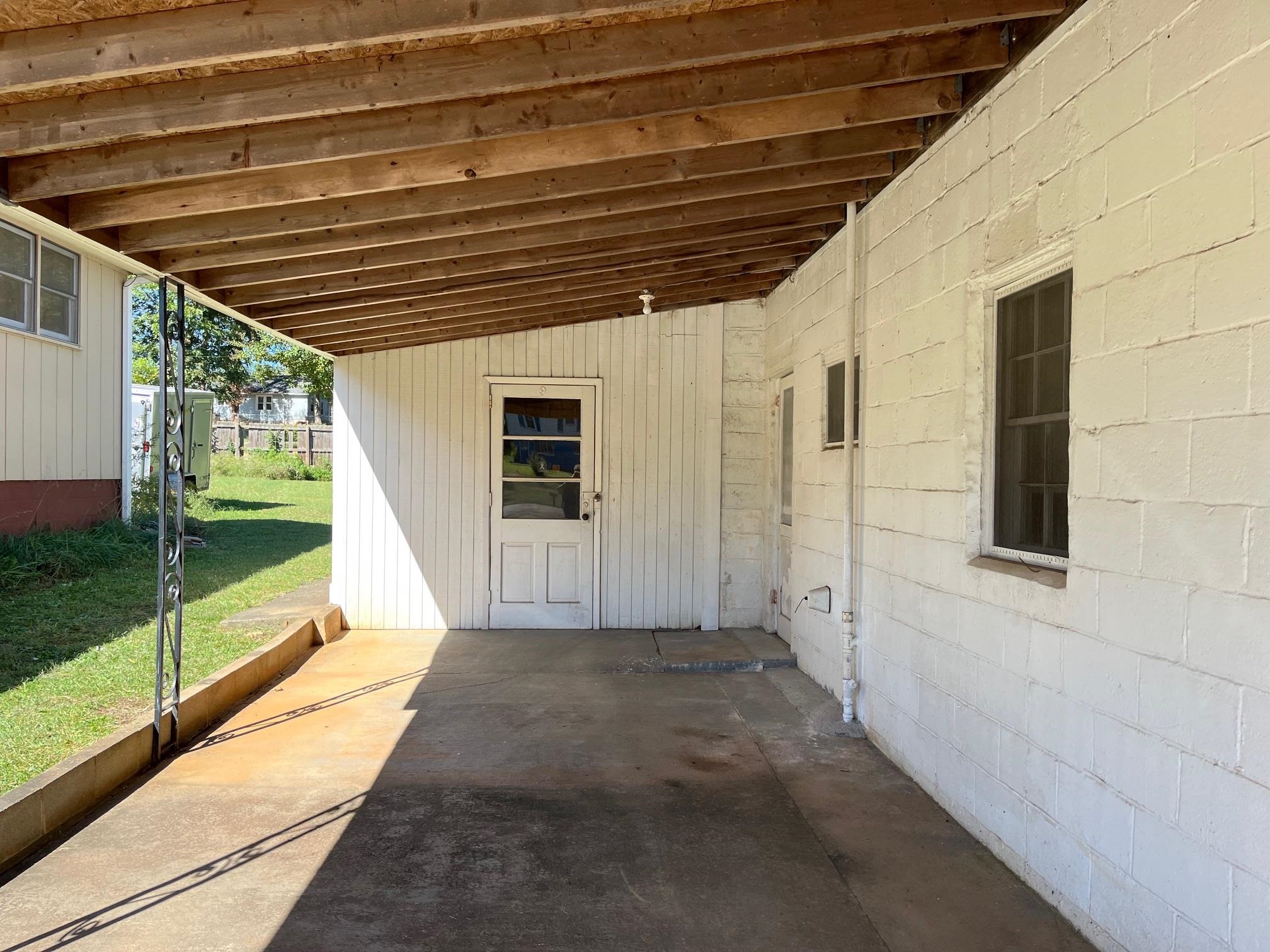 624 Old Whitney Road Spartanburg, SC 29303 - Photo 30 of 33