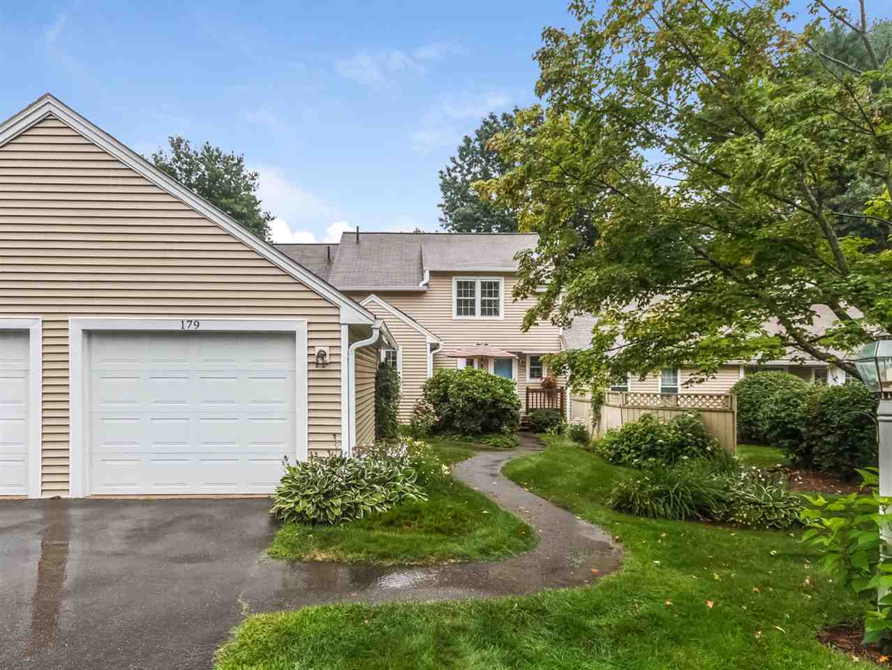 179 Winding Pond Road Londonderry, NH 03053 - Photo 1 of 38 Gallery Image 1