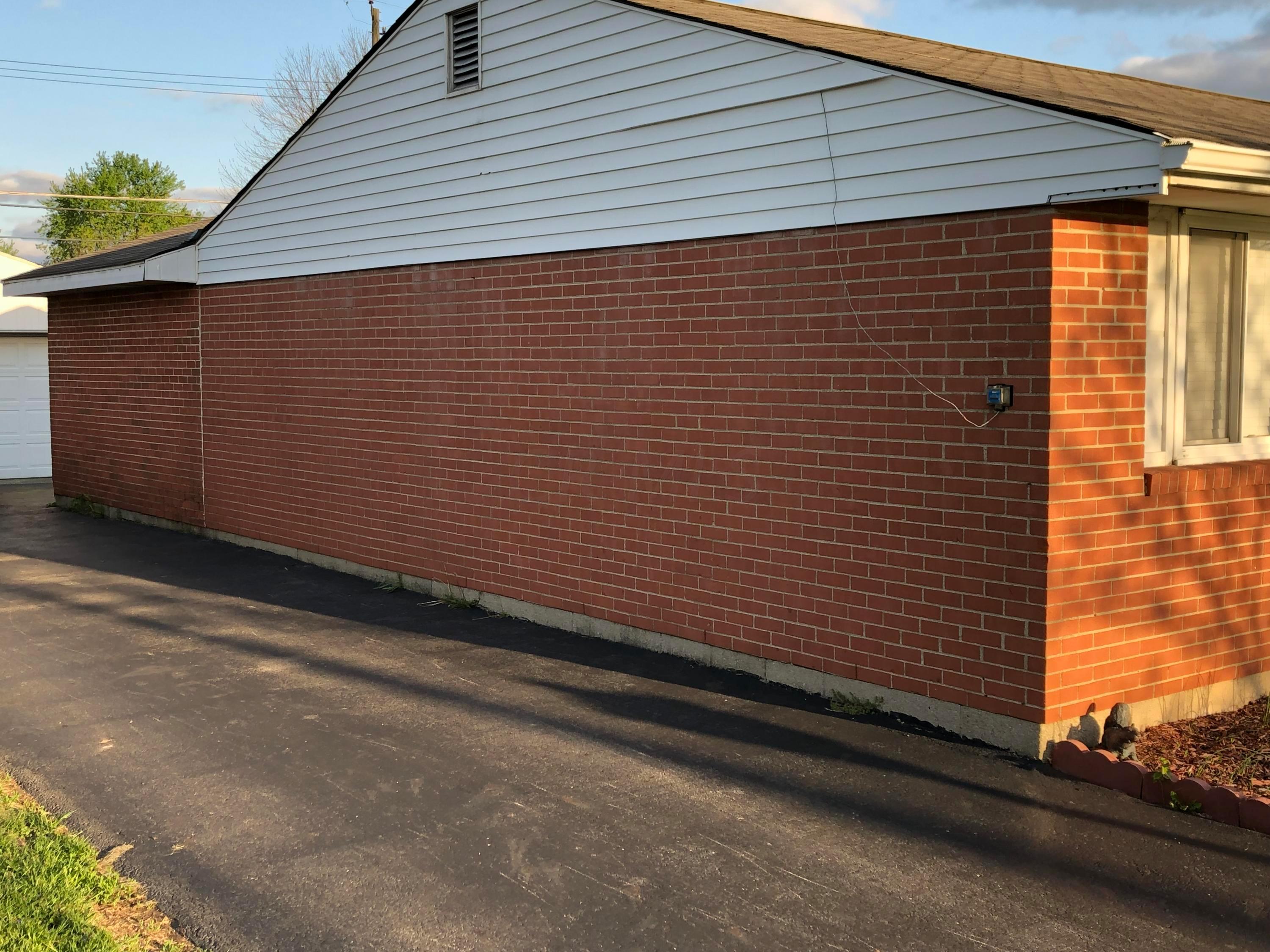3754 Ferman Road Columbus, OH 43207 - Photo 2 of 24 Gallery Image 2