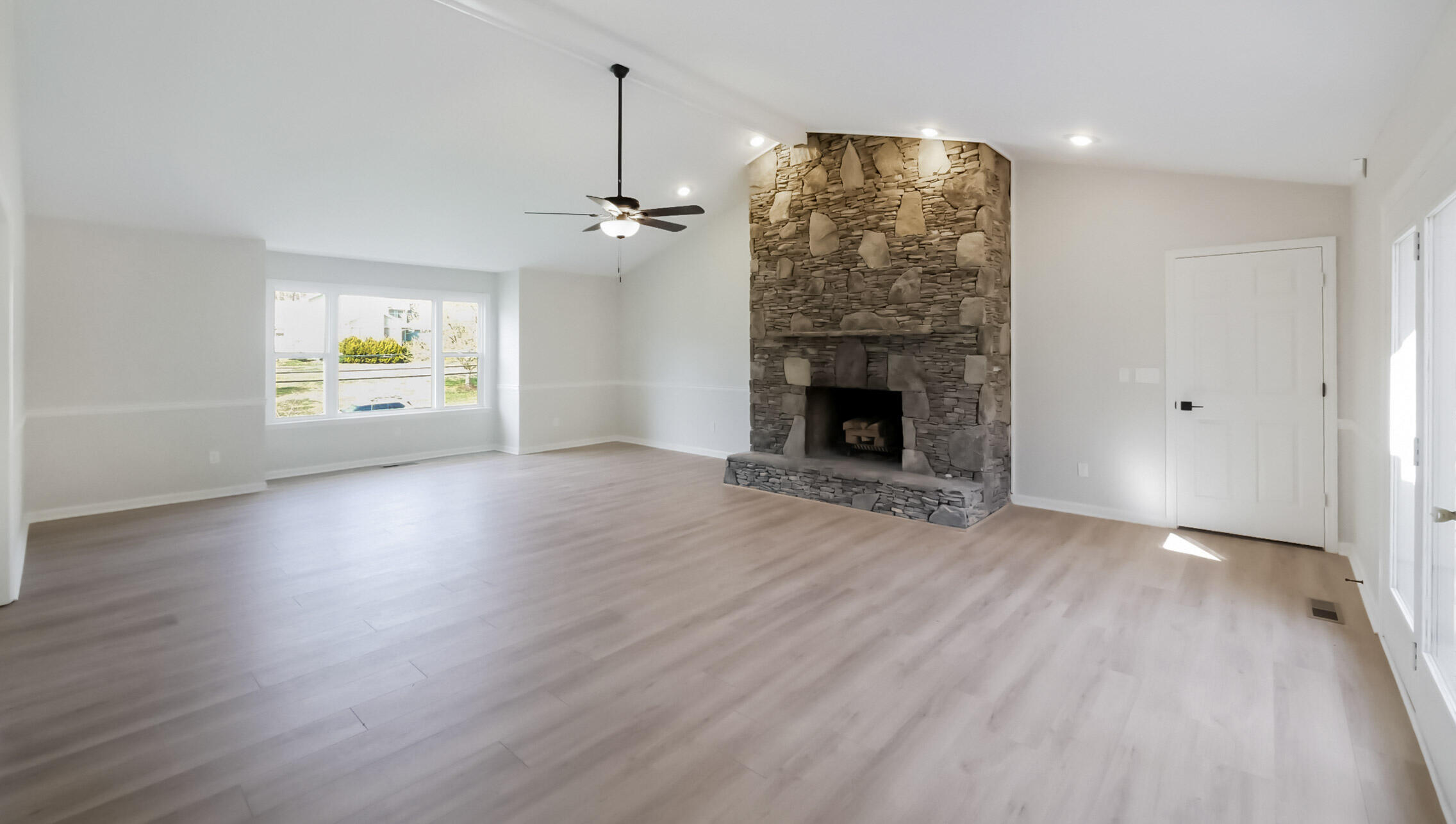 603 Hurricane Creek Road Chattanooga, TN 37421 - Photo 8 of 47 5-P1720869