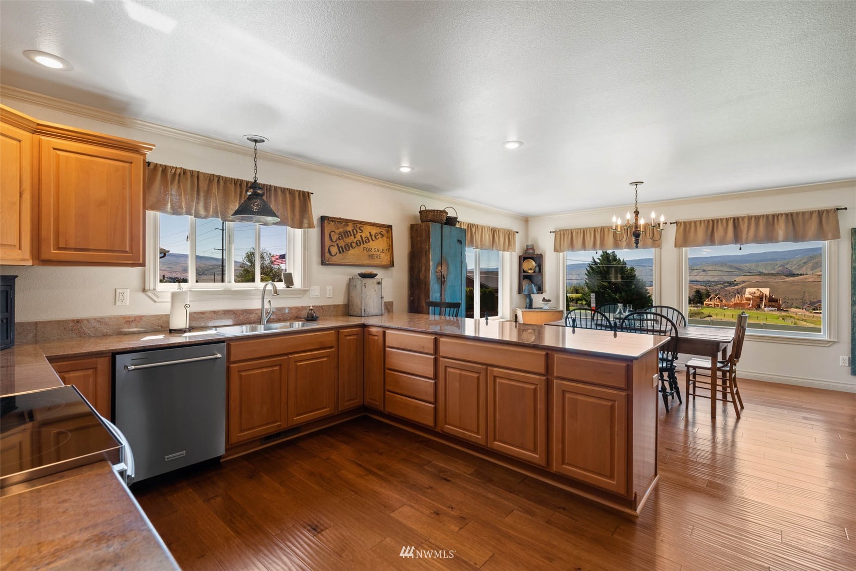 955 Ridge Crest Drive Wenatchee, WA 98801 - Photo 16 of 34 Gallery Image 16
