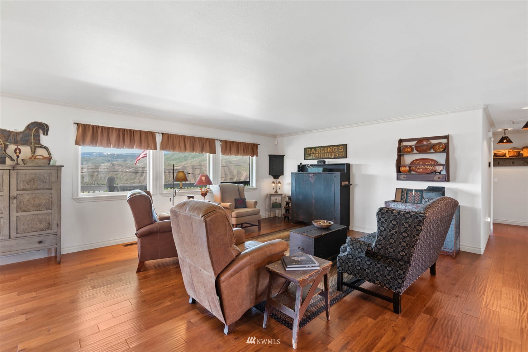 955 Ridge Crest Drive Wenatchee, WA 98801 - Photo 6 of 34 Gallery Image 6