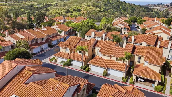 $799,000 | 10974 Creekbridge Place, San Diego, CA 92128