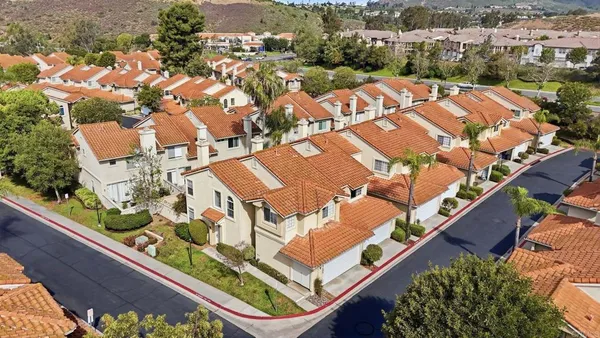 $799,000 | 10974 Creekbridge Place, San Diego, CA 92128