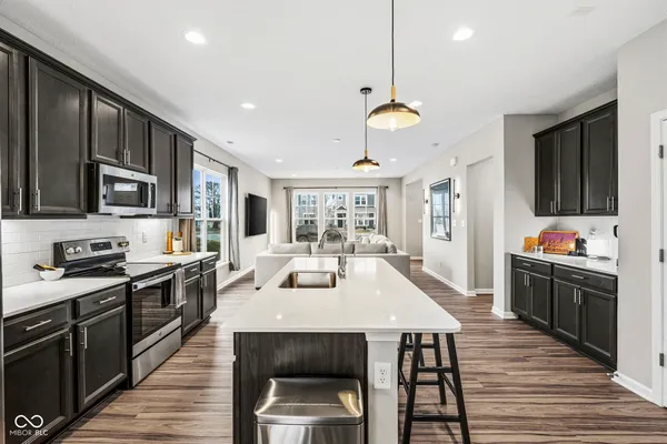 $2,600 | 366 Steeples Boulevard, Indianapolis, IN 46222