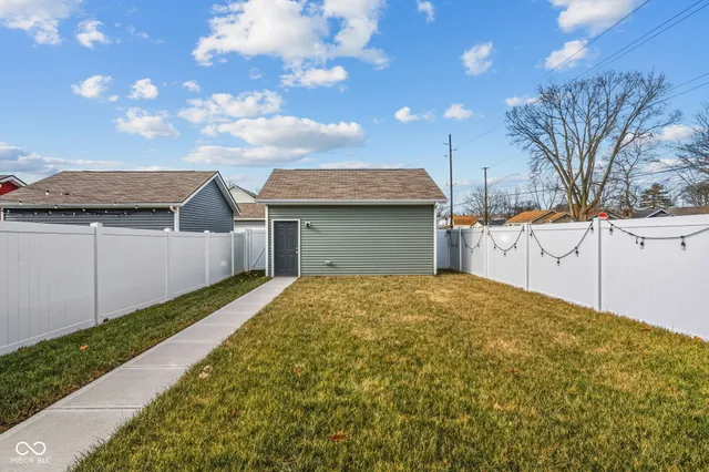 $2,600 | 366 Steeples Boulevard, Indianapolis, IN 46222