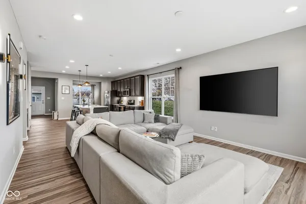 $2,600 | 366 Steeples Boulevard, Indianapolis, IN 46222