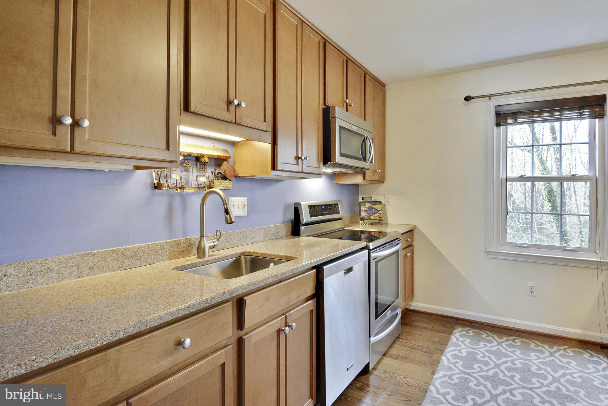5656 Kirkham Court Springfield, VA 22151 - Photo 4 of 25 Kitchen