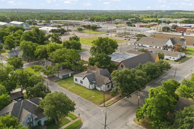 $2,995 | 314 North Anglin Street, Cleburne, TX 76031