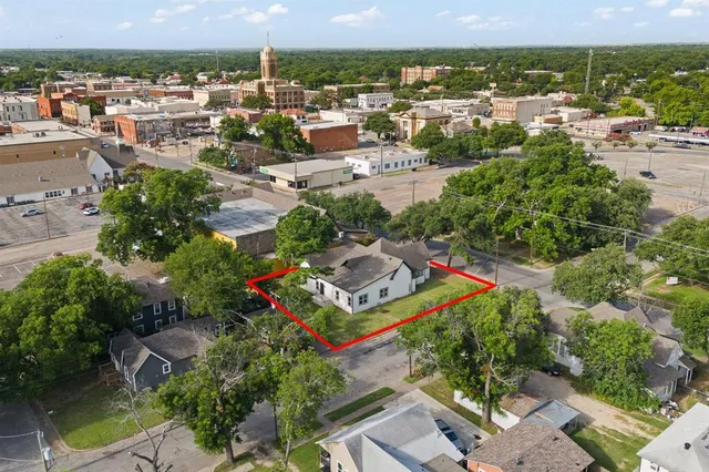 $2,995 | 314 North Anglin Street, Cleburne, TX 76031