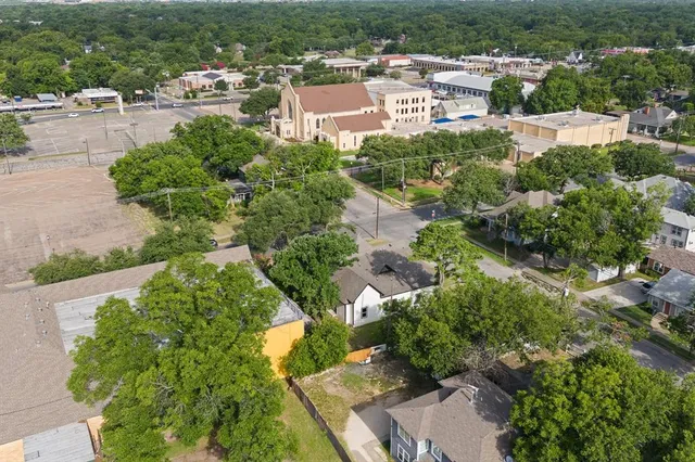 $2,995 | 314 North Anglin Street, Cleburne, TX 76031