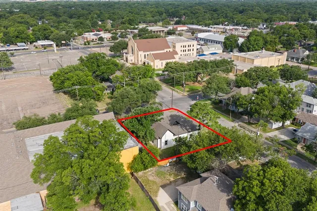 $2,995 | 314 North Anglin Street, Cleburne, TX 76031