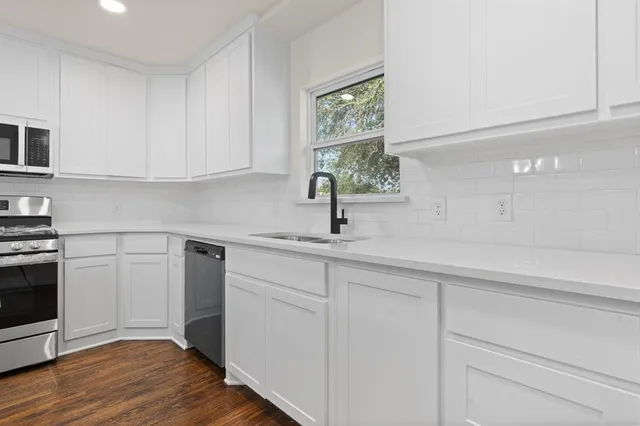 $2,995 | 314 North Anglin Street, Cleburne, TX 76031