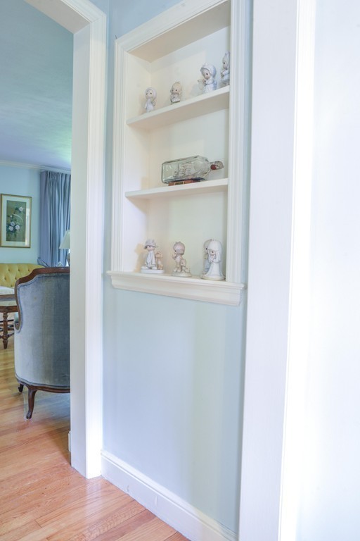 216 Falmouth Road West Springfield, MA 01089 - Photo 18 of 30 Gallery Image 18