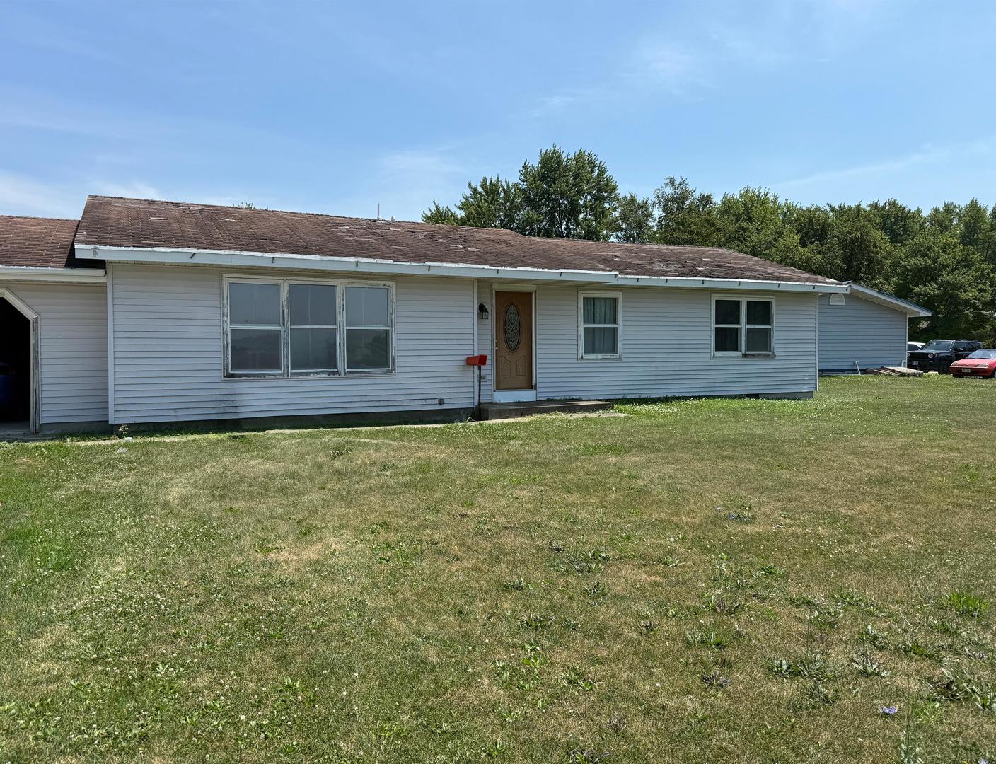 202 5th Street Danforth, IL 60930 - Photo 1 of 1