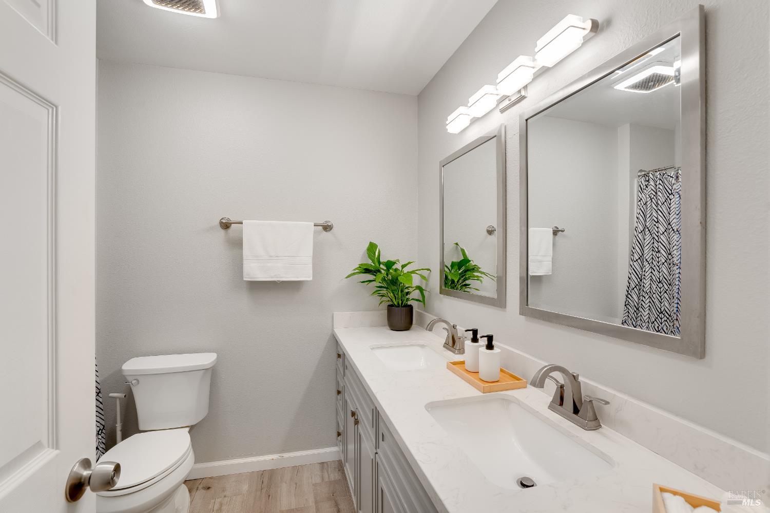211 Apollo, Unit 5 Hercules, CA 94547 - Photo 11 of 18