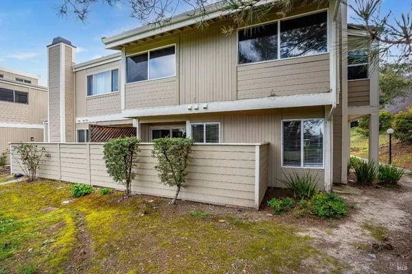 $549,000 | 211 Apollo, Unit 5, Hercules, CA 94547