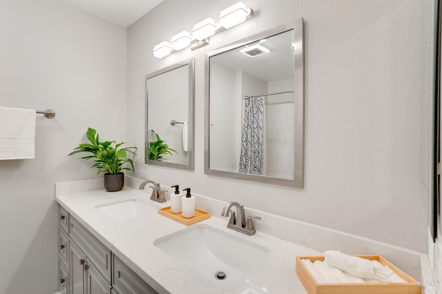 211 Apollo, Unit 5 Hercules, CA 94547 - Photo 10 of 18