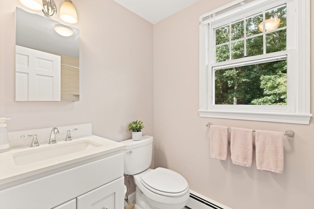 2 Andrew Road Bourne, MA 02562 - Photo 15 of 41