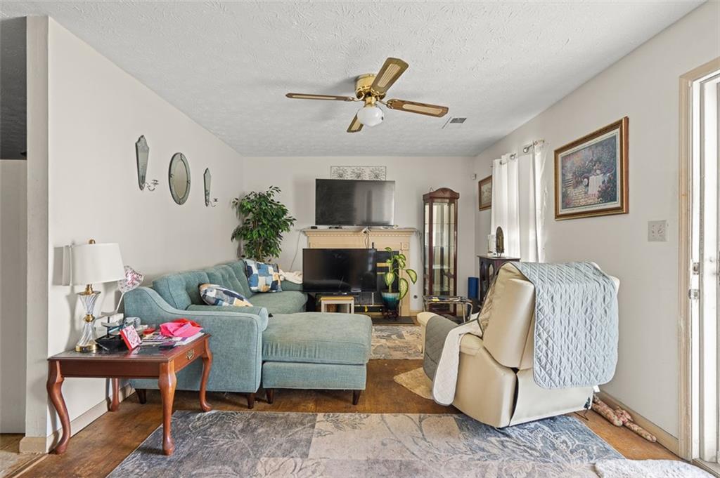 4839 Plymouth Trace Decatur, GA 30035 - Photo 2 of 3