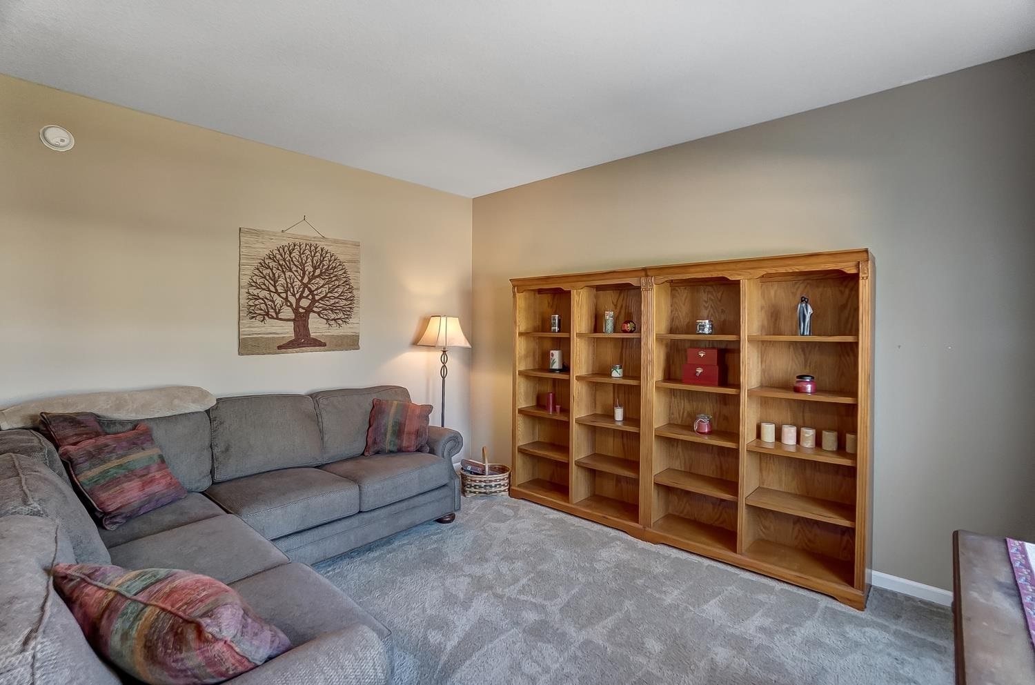 112 Riley Drive Fort Wayne, IN 46825 - Photo 6 of 32 Gallery Image 6