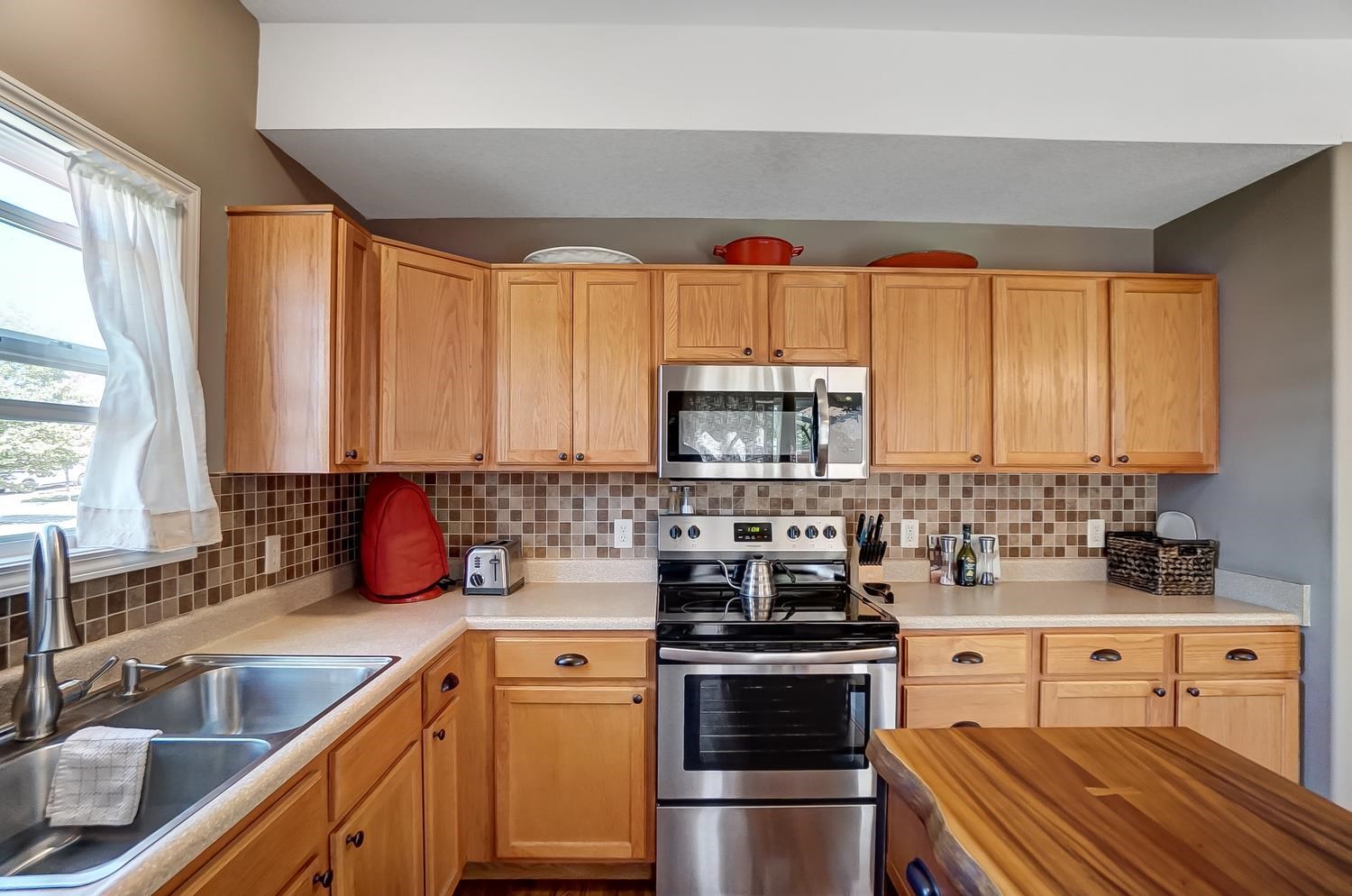 112 Riley Drive Fort Wayne, IN 46825 - Photo 10 of 32 Gallery Image 10