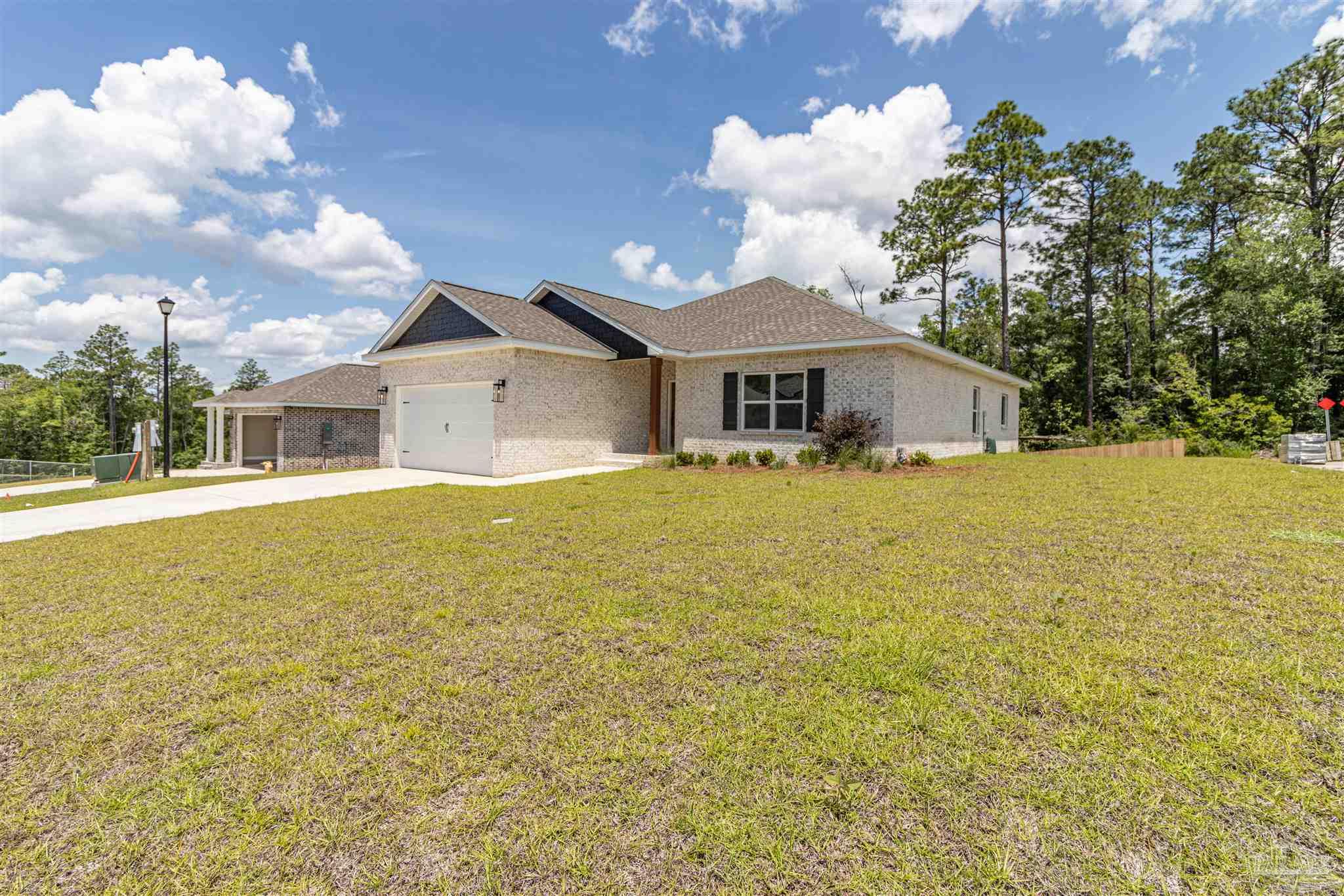 7727 Piper Circle Milton, FL 32583 - Photo 3 of 42