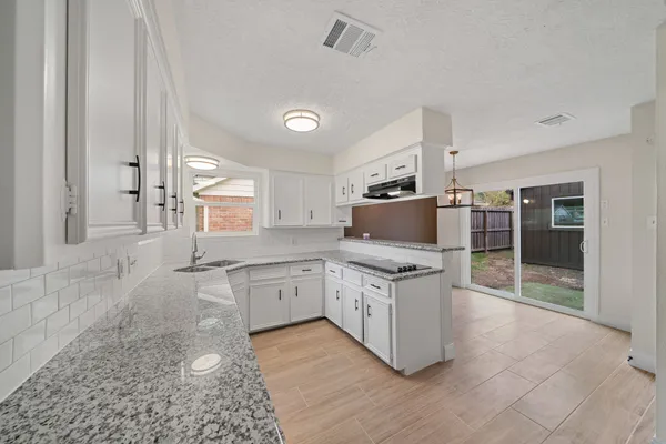 $2,200 | 15034 Rose Valley Drive, Houston, TX 77070