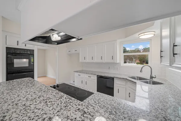 $2,200 | 15034 Rose Valley Drive, Houston, TX 77070