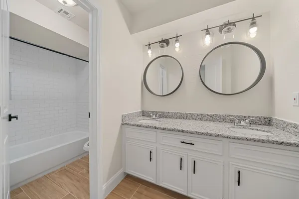 $2,200 | 15034 Rose Valley Drive, Houston, TX 77070