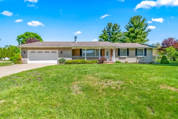 $389,900 | 29 Warren Avenue, Hillsdale, MI 49242