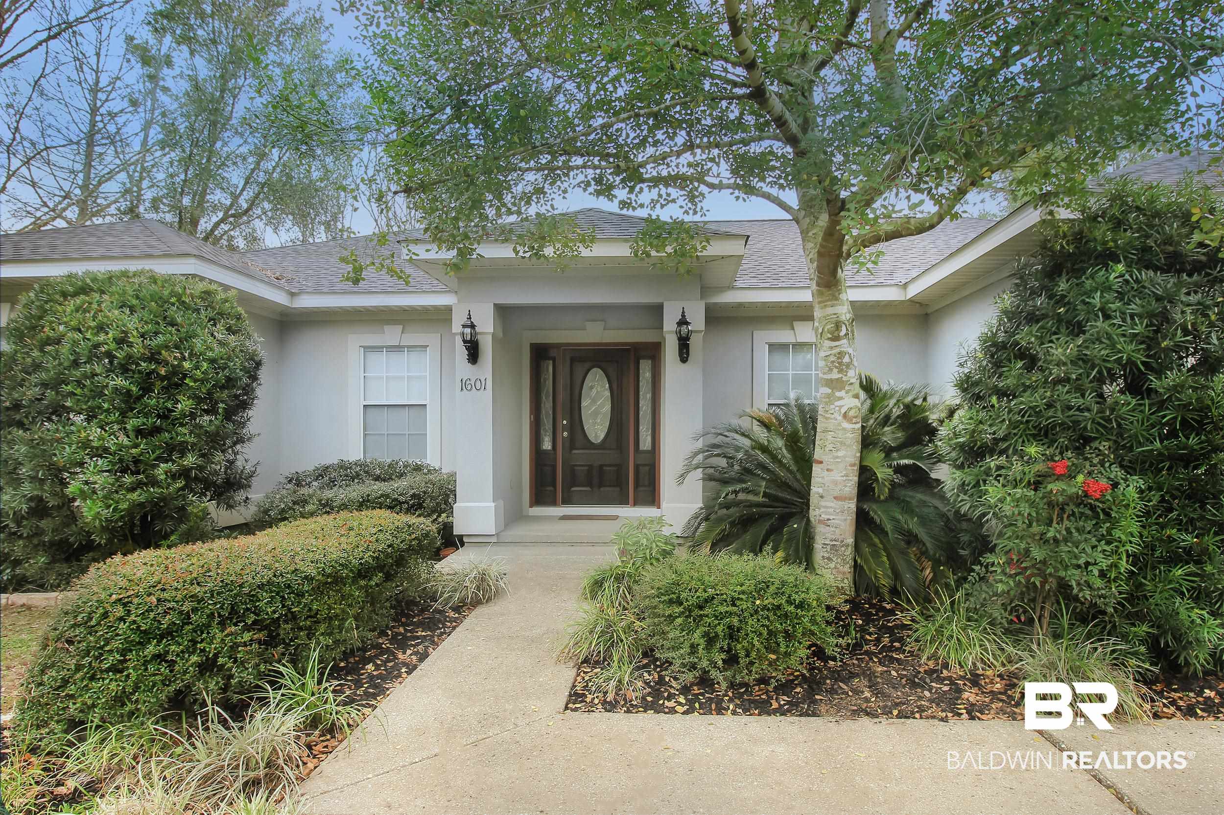 1601 North Pine Street Foley, AL 36535 - Photo 1 of 23 Front Entry