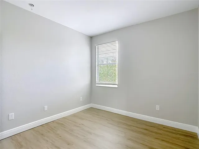 $274,000 | 1206 Summergate Drive, Valrico, FL 33594