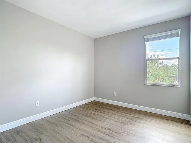 $274,000 | 1206 Summergate Drive, Valrico, FL 33594