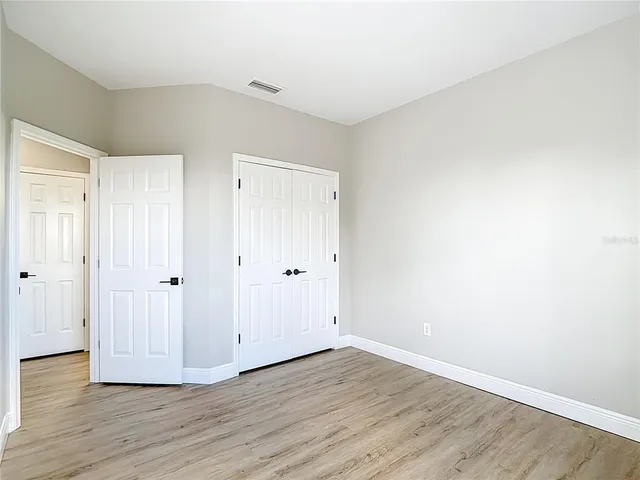 $274,000 | 1206 Summergate Drive, Valrico, FL 33594