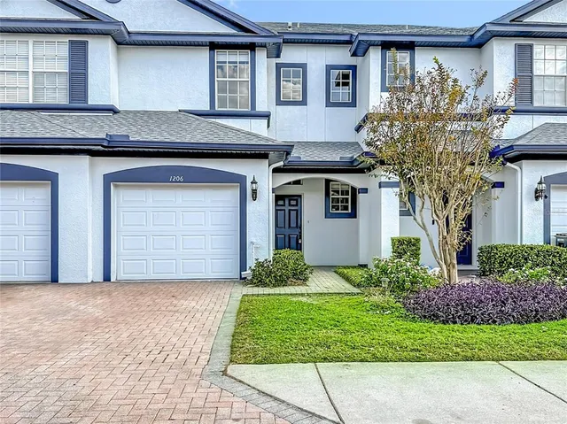$274,000 | 1206 Summergate Drive, Valrico, FL 33594