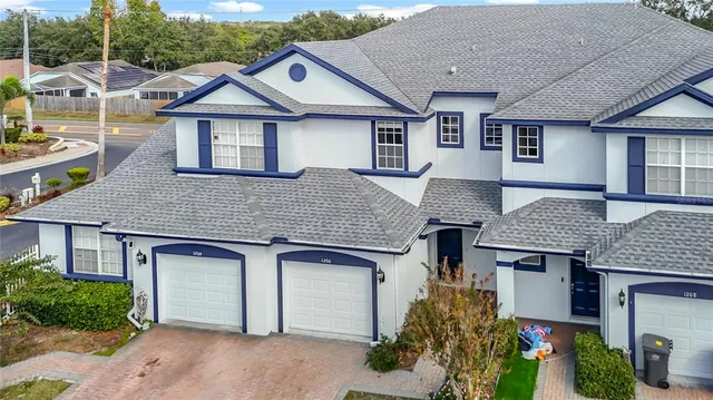 $274,000 | 1206 Summergate Drive, Valrico, FL 33594